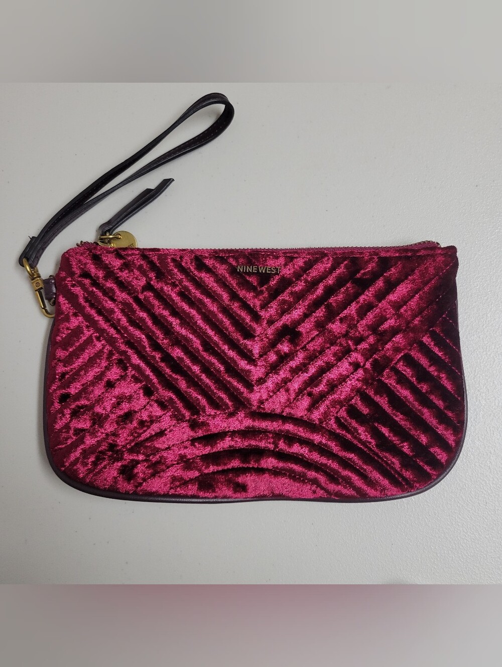Nine West NWOT Velvet Quilted Wristlet Clutch in Rich Burgandy/ Plum.